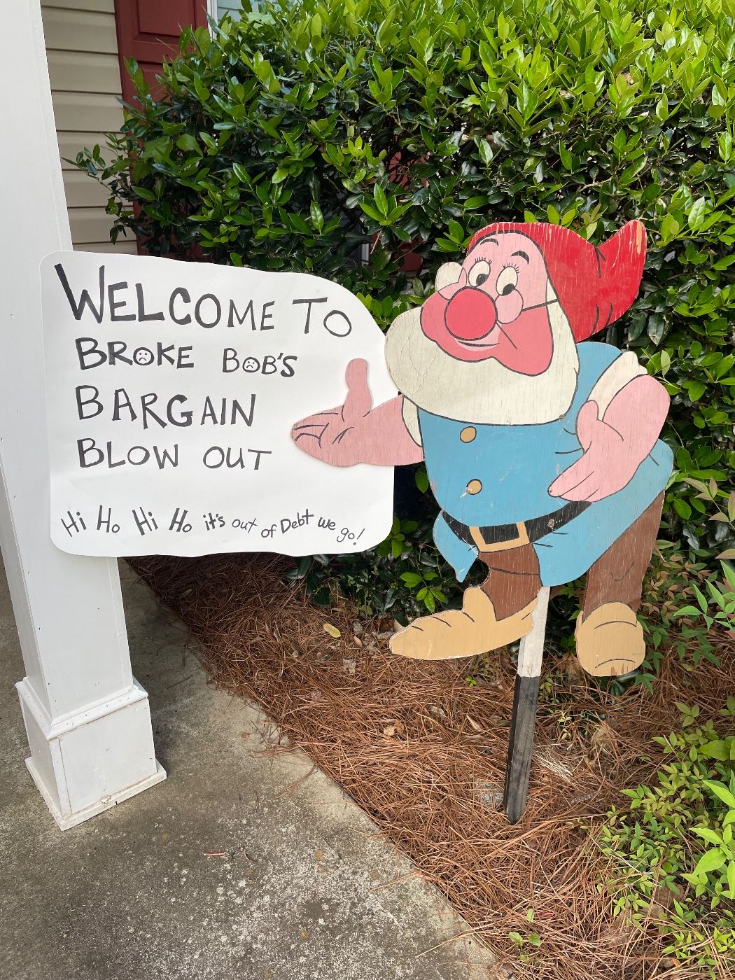 Broke Bob’s Bargain Blowout in Kennesaw, GA starts on 5/27/2023
