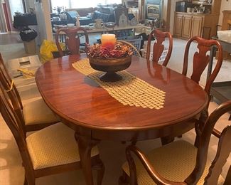 thomasville  Queen Anne style