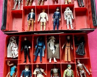 Vintage 1977-1983 Star Wars figurines.