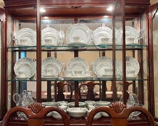 Ranmaru china service for 12 + extra pieces, Carnival pattern.