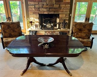 Dining Table (2 Leafs) No Chairs 