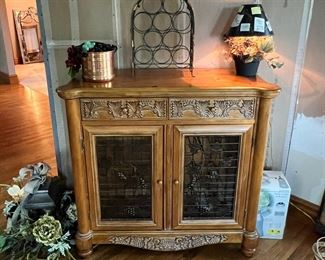 Solid Wood Wine Rack/Cabinet 