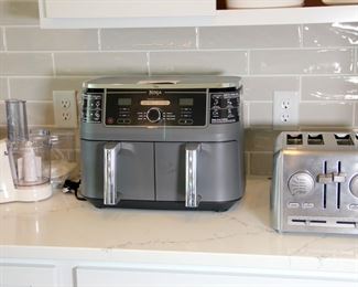Ninja Air Fryer, Cuisinart Toaster