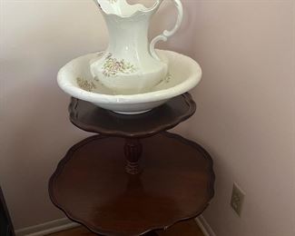 Vintage Two Tier Scalloped Table