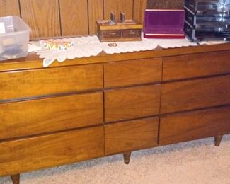 Bassett mid-century dresser