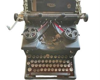 Lot 007   0 Bid(s)
1928 Royal Model P Typewriter