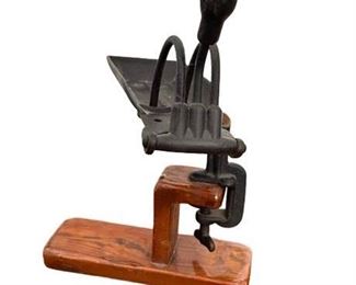 Lot 051   1 Bid(s)
Antique 1867 Cherry Pitter Table Mount