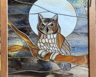 Lot 059   1 Bid(s)
Vintage Owl Stained Glass Window Decor