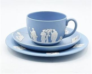 Lot 084   0 Bid(s)
Vintage Wedgwood Blue Jasper Teacup, Saucer and Dessert Plate Set