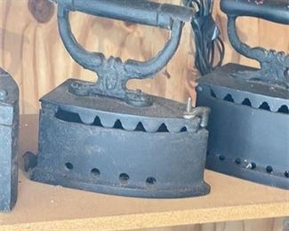 Lot 231   1 Bid(s)
Antique Coal and Sad Iron Collection