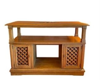 Lot 029   0 Bid(s)
Drexel Side Buffet Server'