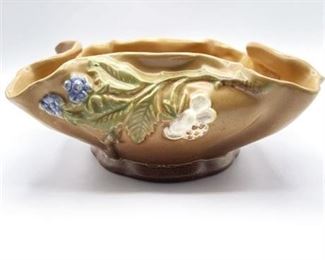 Lot 031   0 Bid(s)
Weller Potter "Gloria" 1930 Centerpiece Bowl