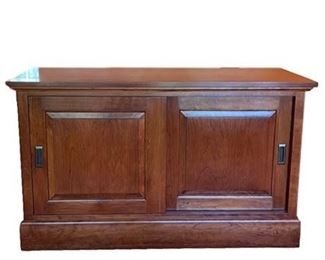 Lot 034   0 Bid(s)
Stickley Cherry Entertainment Cabinet