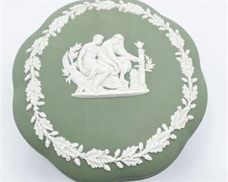 Lot 053   0 Bid(s)
Vintage O Hearn Sugar Maple Wood Slant Top Desk with Hutch