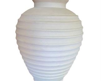Lot 088   0 Bid(s)
Vintage Haeger Ceramic Ribbed Vase