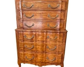 Lot 188   0 Bid(s)
Vintage Davis Furniture Company French Provincial Style Dresser