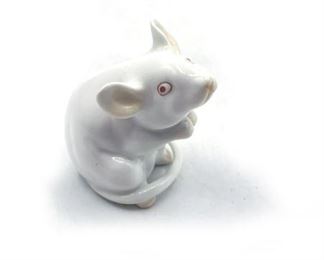 Lot 290   0 Bid(s)
Herend Hungarian White Mouse