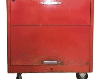 Lot 404   0 Bid(s)
Vintage KennedyKits 270 Red Metal Tool Cabinet Case