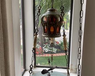 Funky retro table light fixture