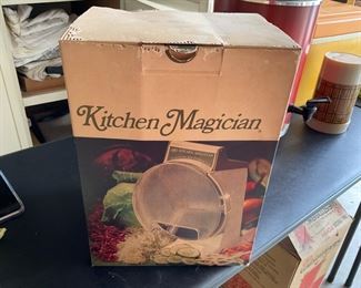 Kitchen magic chopper w box