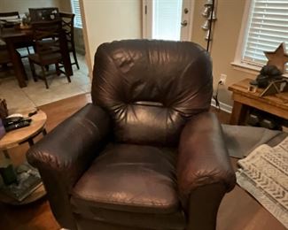 La-z-boy leather recliner