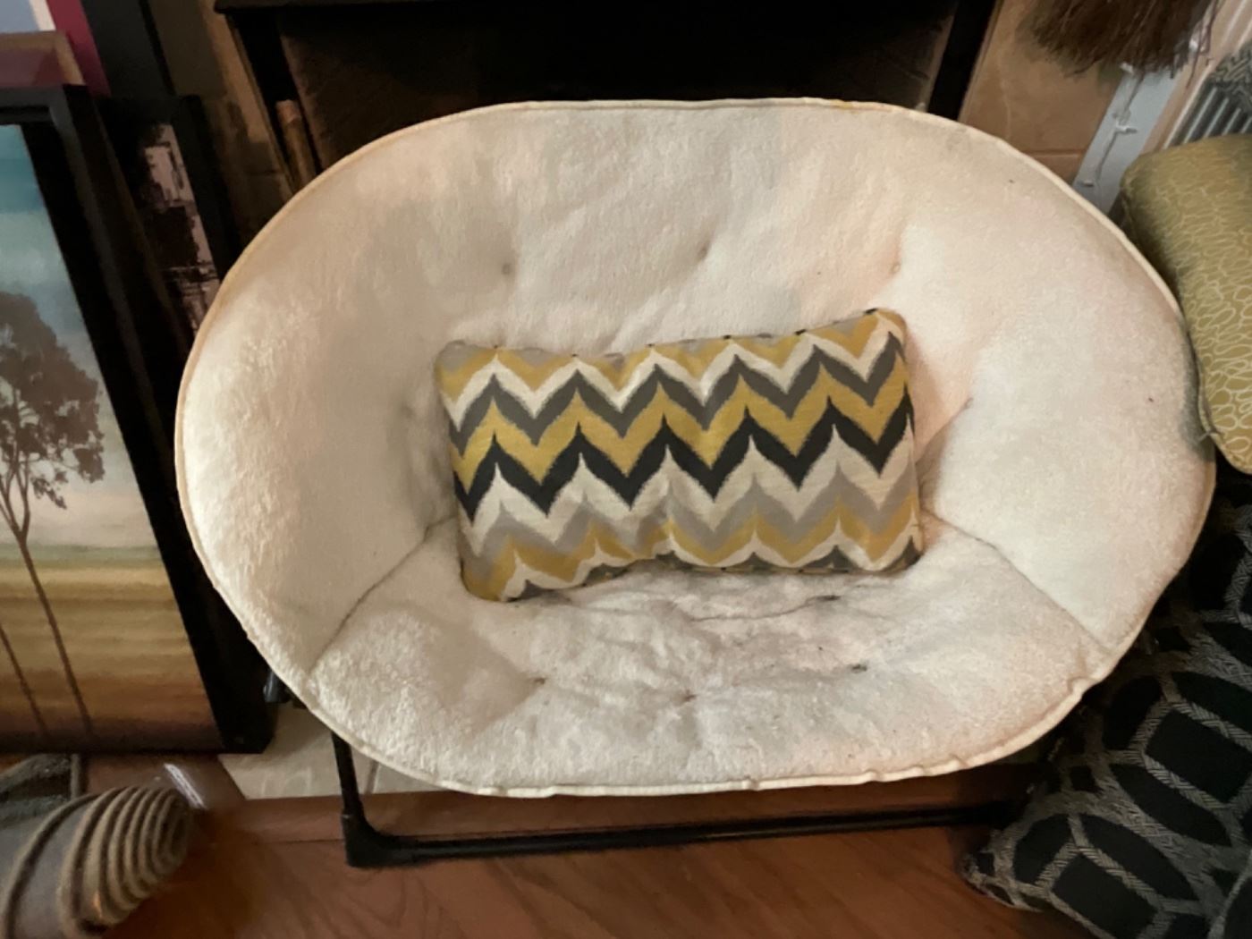 Sherpa double outlet dish chair cream
