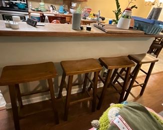 Kitchen - bar stools (6)total