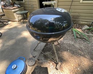 Charcoal grill