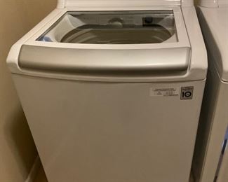 LG like new washing machine - no agitator