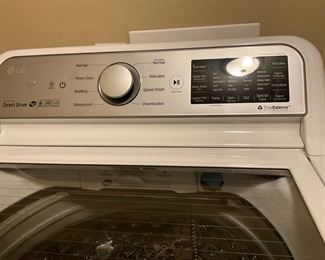 LG like new washing machine - no agitator