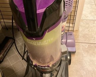 Laundry room - vacuum