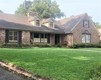 2109 Parkway Place is the place to be July 13, 14, 15.