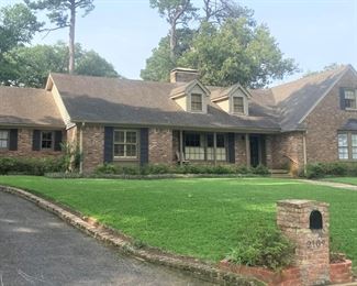 This  lovely home at 2109 Parkway Place has MANY  great contents and consignments.