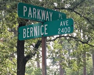 Off McDonald Road, turn onto Bernice and right onto Parkway Place for the July 13th, 14th, and 15th downsizing sale for Bill and Carolyn Ross.