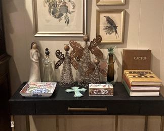 Metal & wood table bird prints