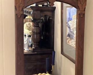 Wooden mirror
