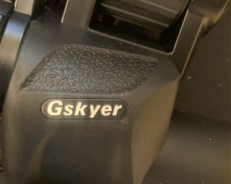 Gskyer binoculars in zip case