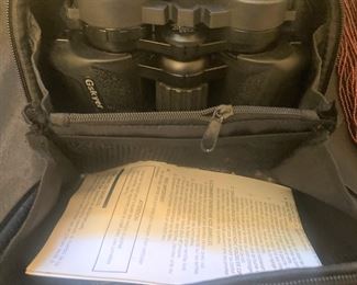Gskyer binoculars in zip case