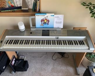 Yamaha keyboard 