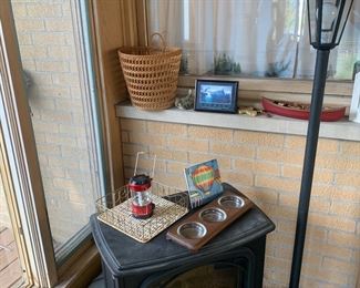 Street lamp, fireplace 