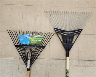 rakes