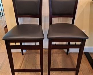 Folding bar stools