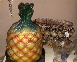 Pineapple motif covered dish