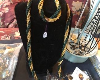 Wonderful braided necklace