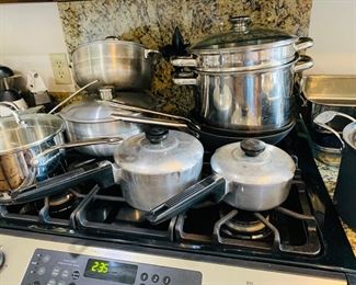 Magnalite and other cooking pots