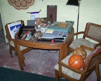 TABLE & CHAIRS ( THERE ARE 4 CHAIRS--ONE NEEDS REPAIRED)