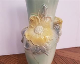 Royal Copley ART DECO Bold Yellow Flower Vase :: 7" Tall