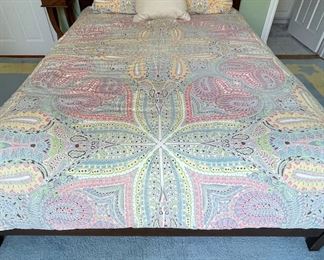 Pottery Barn Queen Quilt & Pillow Covers. Photo 1 of 2.