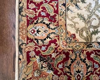 Persian Area Rug. Measures 5' x 7'. Photo 3 of 4.