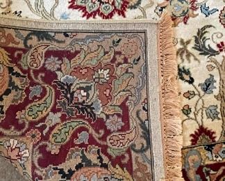 Persian Area Rug. Measures 5' x 7'. Photo 4 of 4.